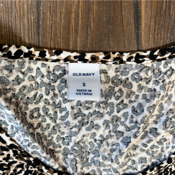 Old Navy longsleeve, global fashion, leopard print dress SZ SM - Picture 3 of 4